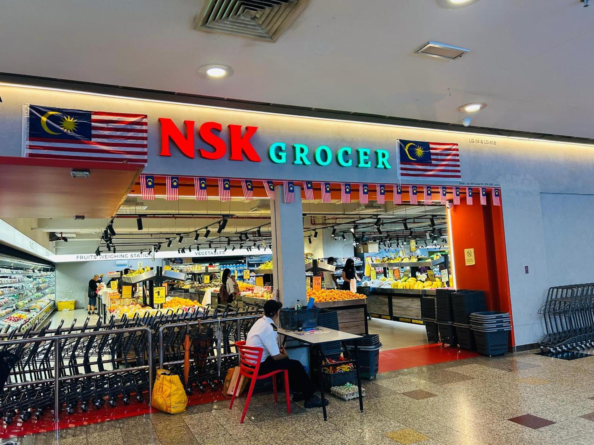 By Times Square Kl *